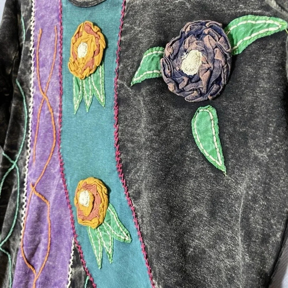 Rising International Top Size Medium M Boho Embroidered 3D Art To Wear Patchwork - Picture 4 of 16